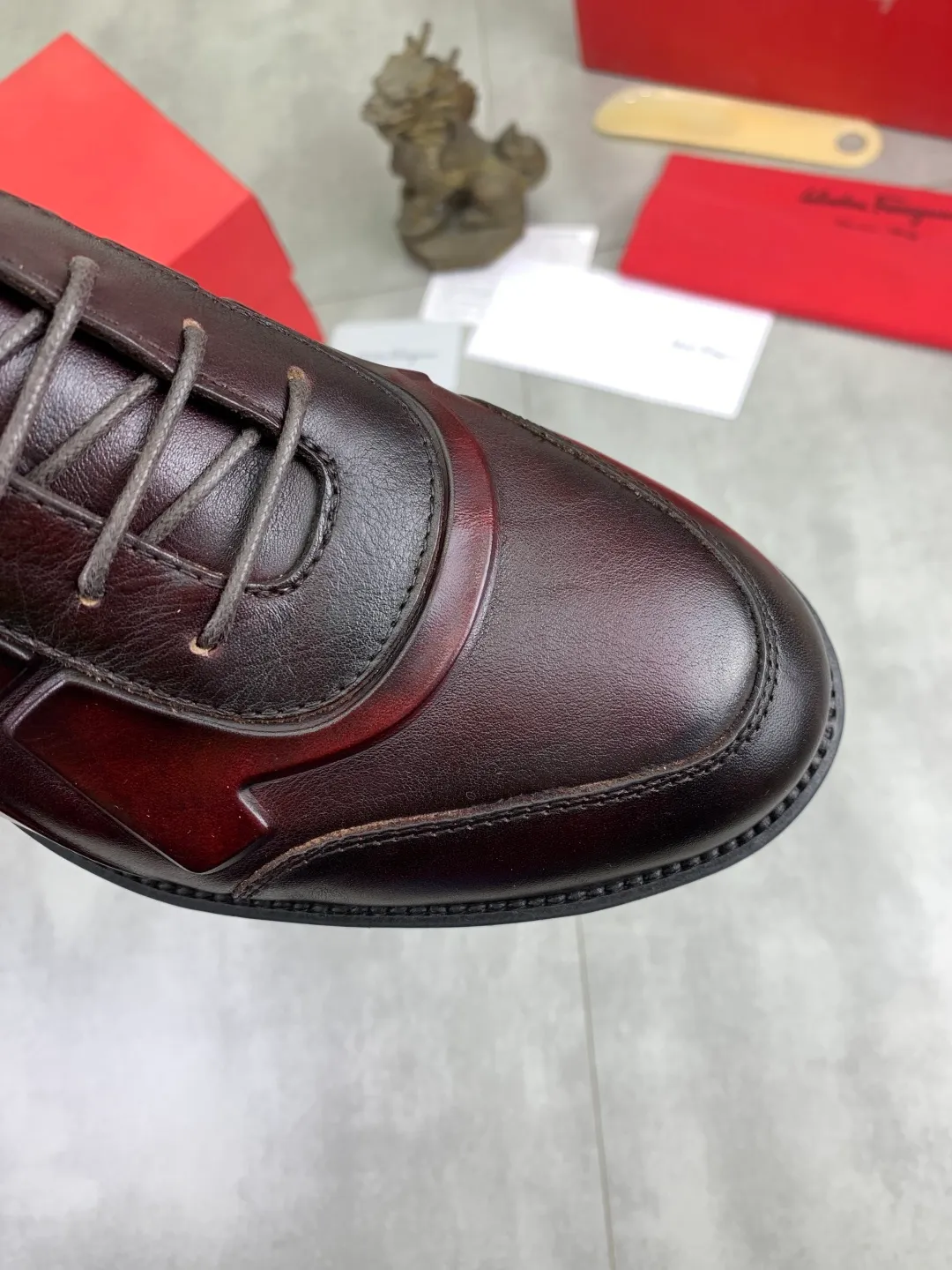 Men's Men's Shoes P560💰[New Style] Water-dyed Niuli 🆘[Salvatore Ferragamo] Ferragamo's latest casual business leather shoes for men! Listed simultaneously! The fabric is made of specially imported original calfskin, the lining is made of imported water-dyed cowhide, and the original combination outsole is absolutely luxurious and leads the fashion trend. Matching code: 39-44 (45 customized) 5️⃣ colors available